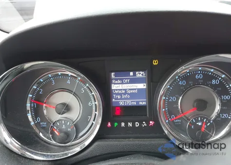 2012 Chrysler Town & Country Touring из США, поврежденный, VIN 2C4RC1BG3CR401065